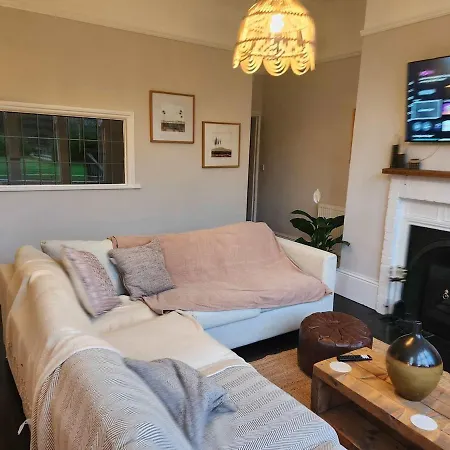 Daire 4 Westbourne Road - 2 Bed Ground Floor *