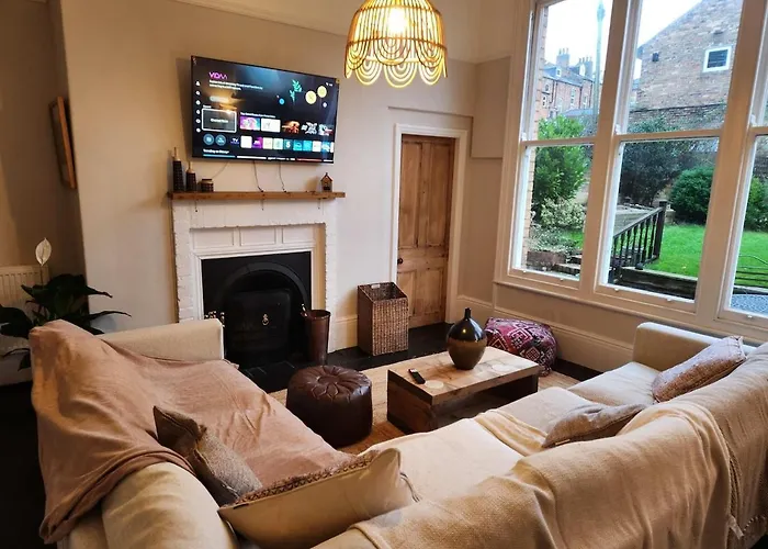 4 Westbourne Road - 2 Bed Ground Floor Lägenhet