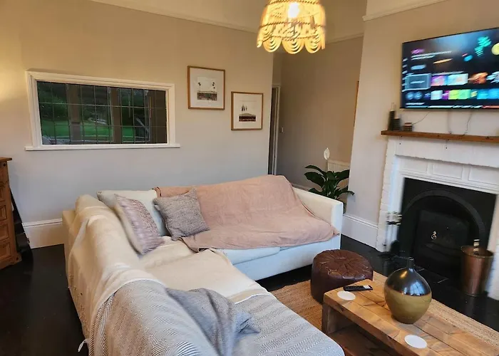 Lägenhet 4 Westbourne Road - 2 Bed Ground Floor *